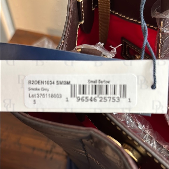 LAST CALL for this Dooney & Bourke Gray Croc-Embossed Shoulder Bag NWT - Picture 12 of 12